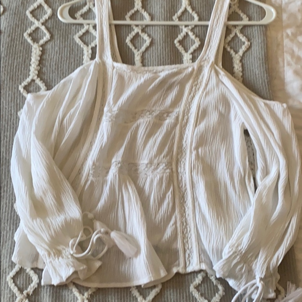 White American Eagle top